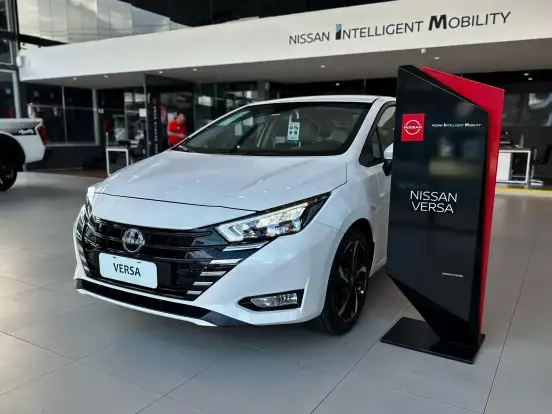 NISSAN-VERSA-2024