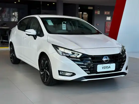 NISSAN-VERSA-2024