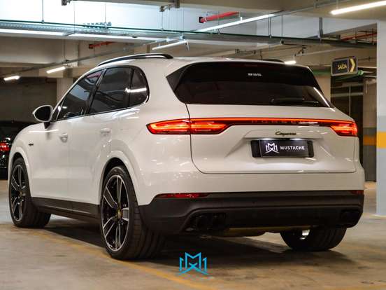 PORSCHE-CAYENNE-3.0 V6 E-HYBRID PLATINUM EDITION AWD TIPTRONIC S PORSCHE-CAYENNE-2023
