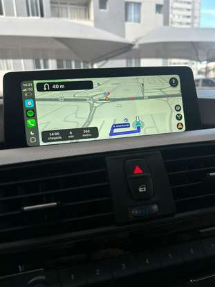 BMW-320i-2017
