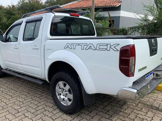 NISSAN-FRONTIER-2.5 SV ATTACK 4X4 CD TURBO ELETRONIC DIESEL 4P AUTOMÁTICO NISSAN-FRONTIER-2016