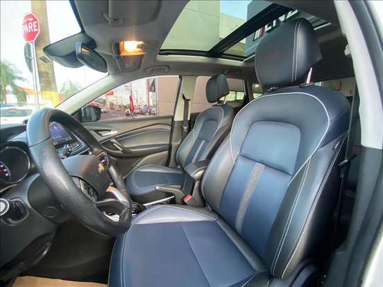 CHEVROLET-TRACKER-2022