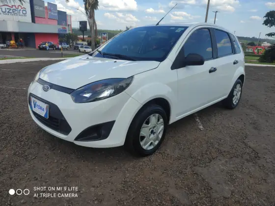 FORD FIESTA 1.0 ROCAM HATCH 8V FLEX 4P MANUAL FORD FIESTA 1.0 ROCAM HATCH 8V FLEX 4P MANUAL