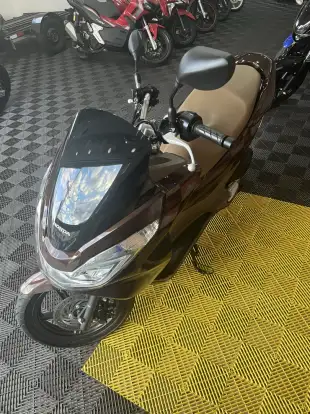 HONDA-PCX-2017