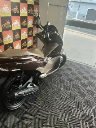 HONDA-PCX-2017