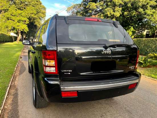 JEEP-GRAND CHEROKEE-5.7 LIMITED HEMI 4X4 V8 16V GASOLINA 4P AUTOMÁTICO JEEP-GRAND CHEROKEE-2006