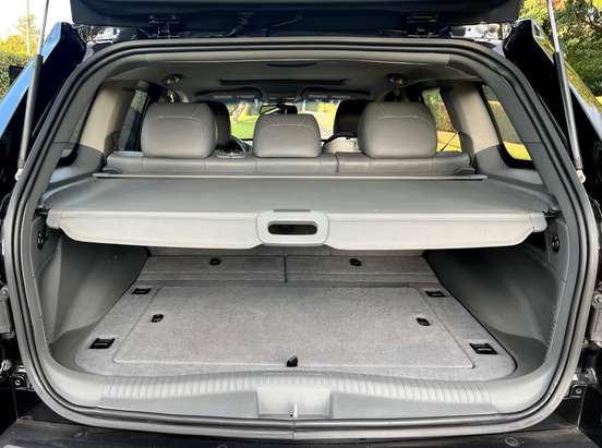 JEEP-GRAND CHEROKEE-5.7 LIMITED HEMI 4X4 V8 16V GASOLINA 4P AUTOMÁTICO JEEP-GRAND CHEROKEE-2006
