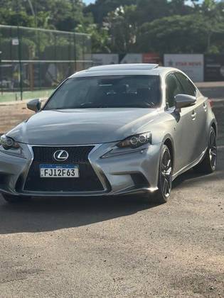 LEXUS IS250 F-SPORT 2.5 V6 24V GASOLINA 4P AUTOMÁTICO