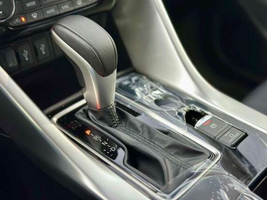MITSUBISHI-ECLIPSE CROSS-1.5 MIVEC TURBO GASOLINA HPE-S CVT MITSUBISHI-ECLIPSE CROSS-2024