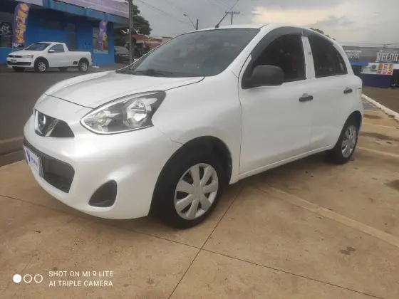NISSAN MARCH 1.0 SV 12V FLEX 4P MANUAL