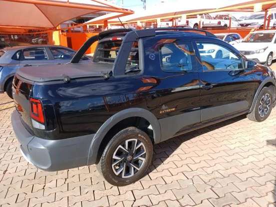 VOLKSWAGEN-SAVEIRO-2023