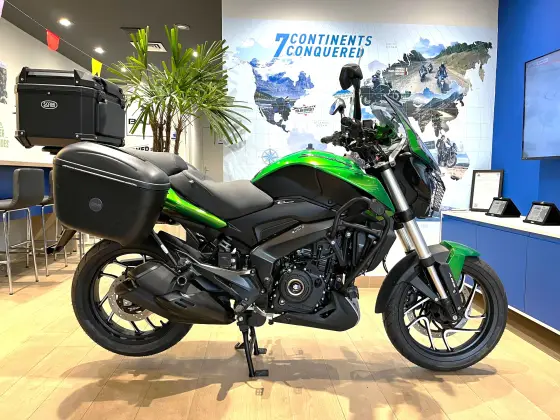 BAJAJ DOMINAR 400 