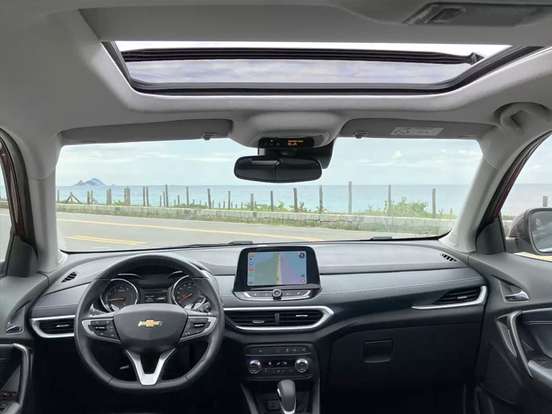CHEVROLET-TRACKER-2025