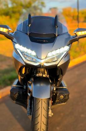 HONDA GL 1800 GOLD WING 