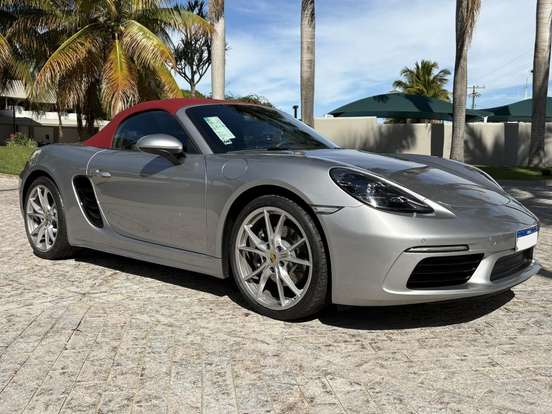 PORSCHE-718-2024