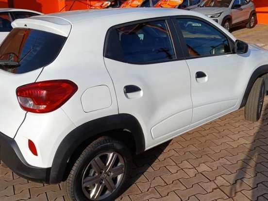 RENAULT-KWID-1.0 12V SCE FLEX ZEN MANUAL RENAULT-KWID-2023