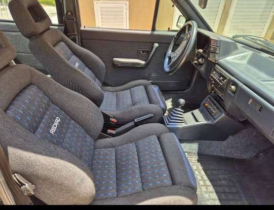 VOLKSWAGEN-GOL-1989