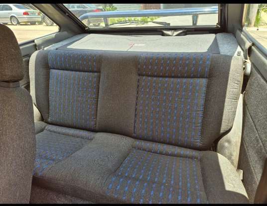 VOLKSWAGEN-GOL-1989