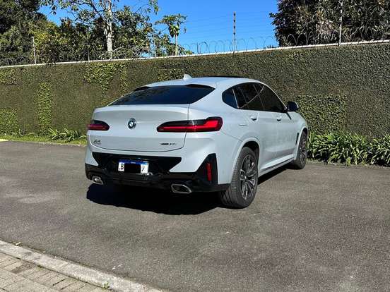BMW-X4-2.0 16V GASOLINA XDRIVE30I M SPORT STEPTRONIC BMW-X4-2023
