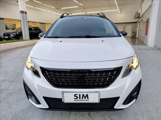 PEUGEOT-2008-2022