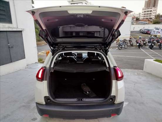 PEUGEOT-2008-2022