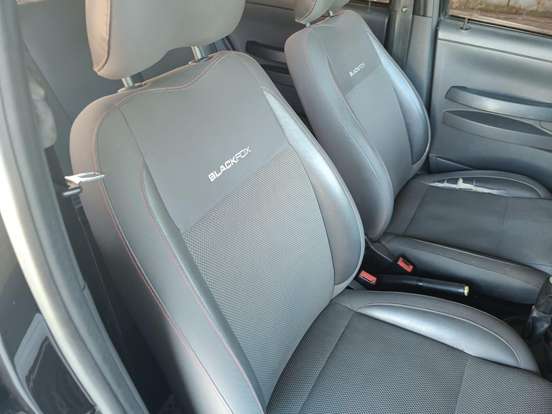 VOLKSWAGEN-FOX-1.0 MI BLACKFOX 8V FLEX 4P MANUAL VOLKSWAGEN-FOX-2009