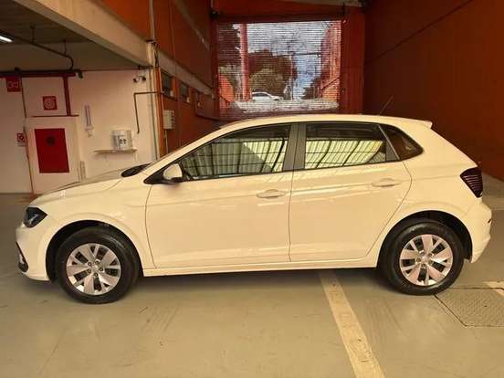 VOLKSWAGEN-POLO-2023