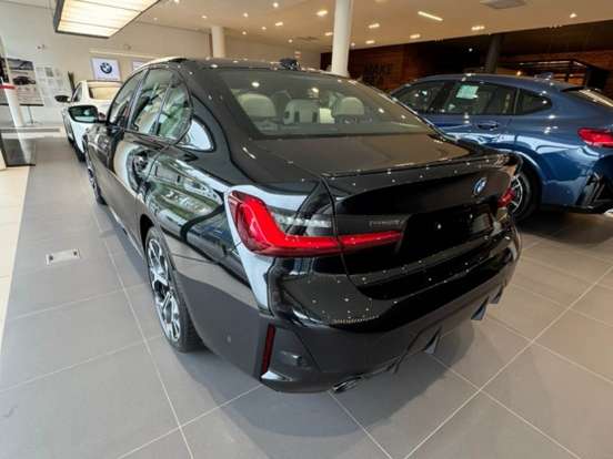 BMW-330e-2.0 16V TURBO HÍBRIDO M SPORT AUTOMÁTICO BMW-330e-2025