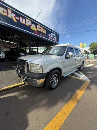 FORD F-250 4.2 XLT 4X2 CD TURBO INTERCOOLER DIESEL 4P MANUAL FORD F-250 4.2 XLT 4X2 CD TURBO INTERCOOLER DIESEL 4P MANUAL