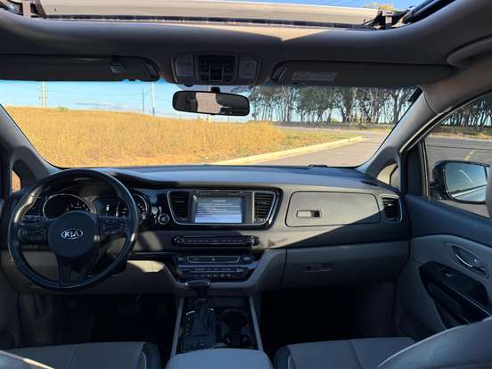 KIA-CARNIVAL-3.3 EX V6 24V GASOLINA 4P AUTOMATICO KIA-CARNIVAL-2017