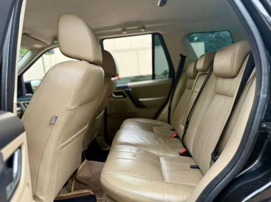 LAND ROVER-FREELANDER 2-2012