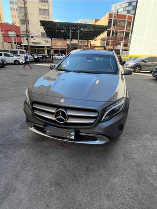 MERCEDES-BENZ GLA 200 1.6 CGI ADVANCE 16V TURBO FLEX 4P AUTOMÁTICO