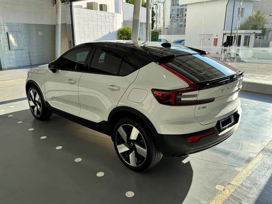 VOLVO-C40-P8 RECHARGE PURE ELECTRIC AWD VOLVO-C40-2022