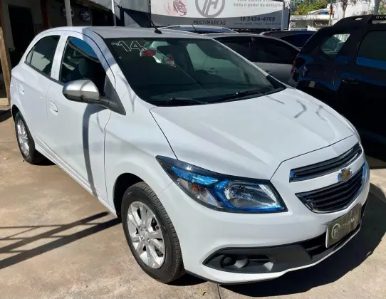CHEVROLET ONIX 1.0 MPFI LOLLAPALOOZA 8V FLEX 4P MANUAL