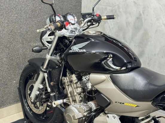 HONDA-CB 600F HORNET-2005