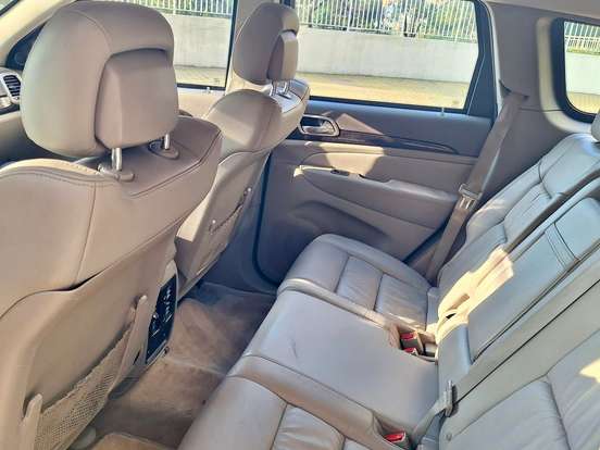JEEP-GRAND CHEROKEE-3.6 LAREDO 4X4 V6 24V GASOLINA 4P AUTOMÁTICO JEEP-GRAND CHEROKEE-2011
