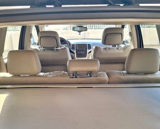 JEEP-GRAND CHEROKEE-2011