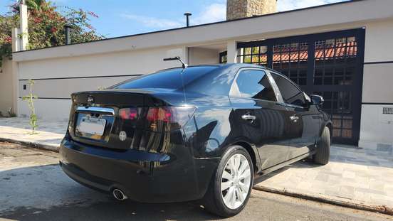KIA-CERATO-2012