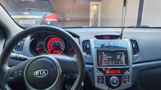 KIA-CERATO-2012