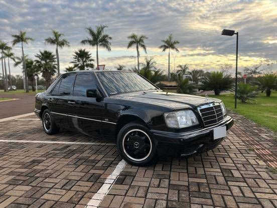 MERCEDES-BENZ E 320 3.2 ELEGANCE 6 CILINDROS 24V GASOLINA 4P AUTOMÁTICO