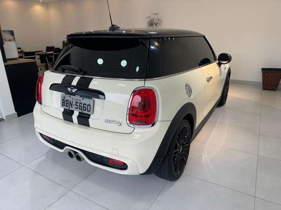 MINI-COOPER-2.0 S EXCLUSIVE 16V TURBO GASOLINA 2P AUTOMÁTICO MINI-COOPER-2016