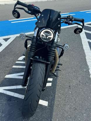 TRIUMPH-BONNEVILLE BOBBER 1200-2019