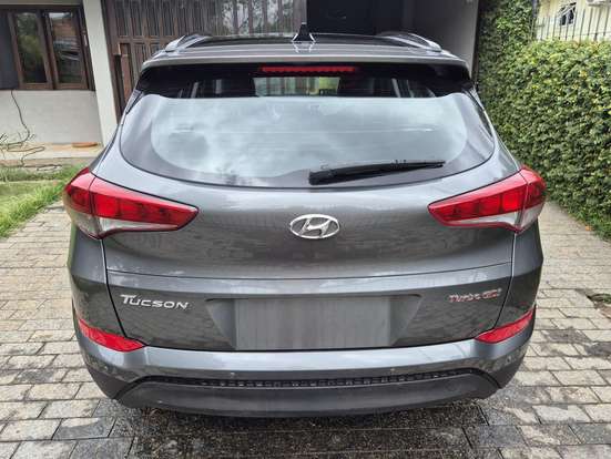 HYUNDAI-TUCSON-1.6 16V T-GDI GASOLINA GLS ECOSHIFT HYUNDAI-TUCSON-2017
