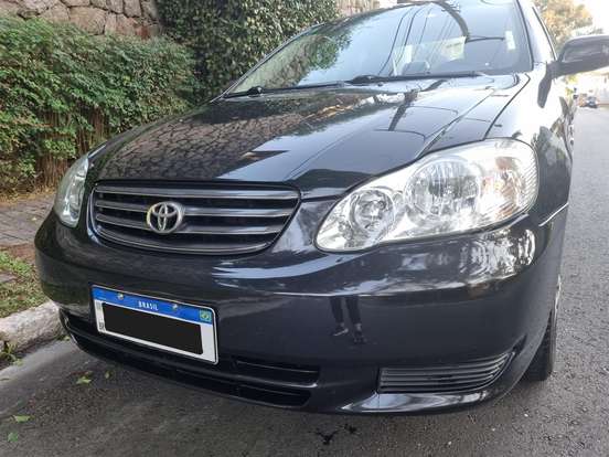 TOYOTA-COROLLA-2004