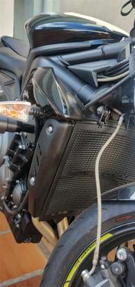 TRIUMPH-STREET TRIPLE 765 S-2019