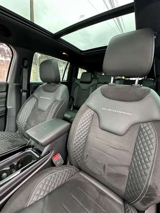 JEEP-COMMANDER-2024
