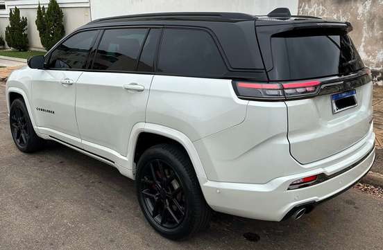 JEEP-COMMANDER-2024