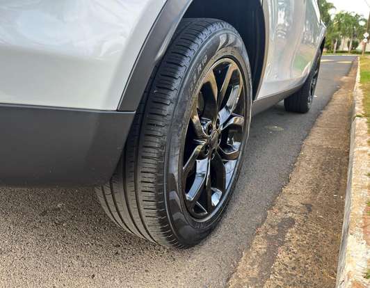 LAND ROVER-DISCOVERY SPORT-2018