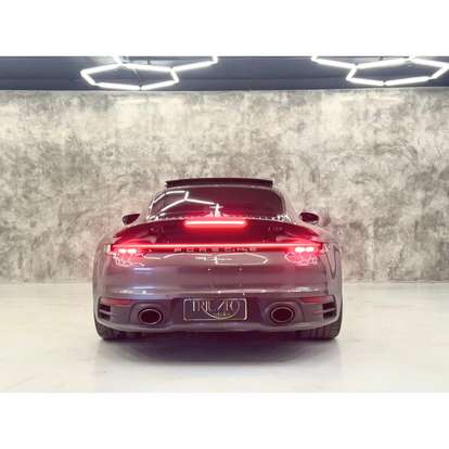 PORSCHE-911-2020