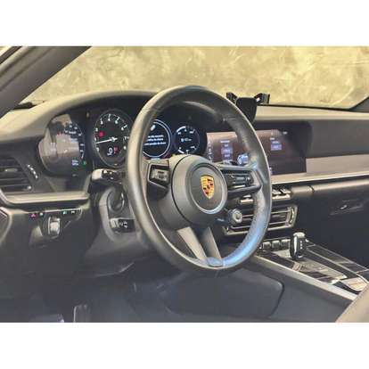 PORSCHE-911-2020